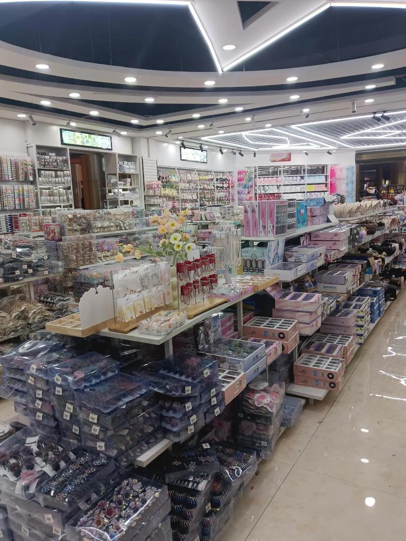 楚雄汇海商贸有限公司与楚雄秦汇莱贸易有限公司,谁才是更优选择?
